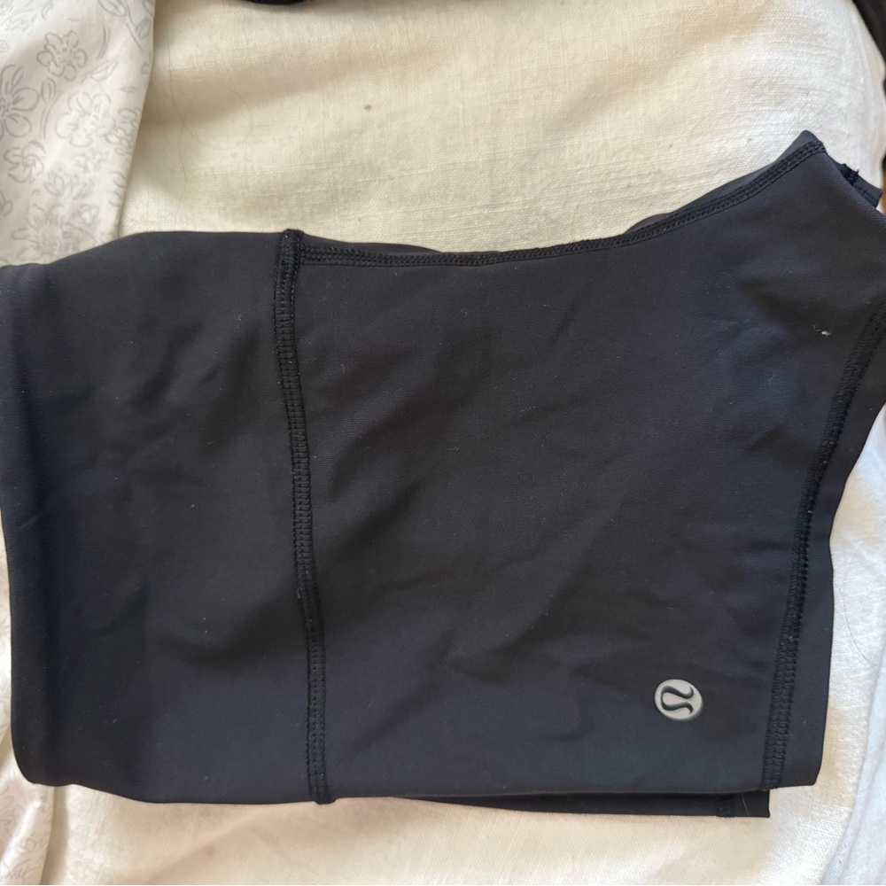 Lululemon Black Shorts (Spandex)